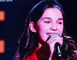 Зареченка Алина Штырняева выступила на 1-м канале в шоу «Голос. Дети»