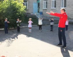 Зареченские детсадовцы участвовали в «Зарядке с чемпионом»