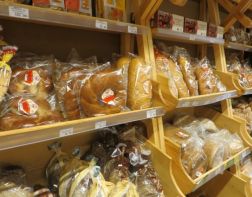 В Пензенской области самые дешевые в ПФО картофель, лук, хлеб и молоко