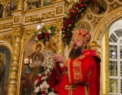 Православные пензенцы празднуют Пасху 
