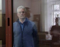 Басманный суд оставил Ивана Белозерцева под стражей