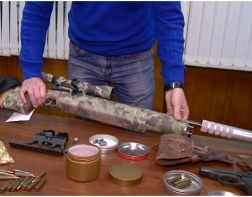 ФСБ пресекла деятельность около 100 подпольных оружейников