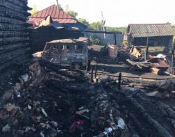 В Лопатинском районе устанавливаются обстоятельства гибели мужчины при пожаре