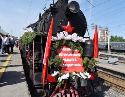 Пензенцы встретили ретро-поезд «Паровоз Победы»