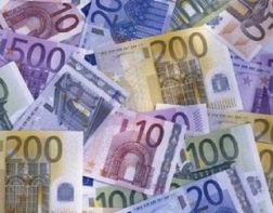 Доллар и евро снова растут