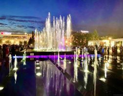 В Пензе фонтан на Московской завершает работу
