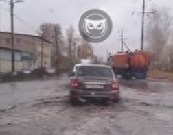 ﻿Из-за сильного дождя в Пензе затопило несколько улиц