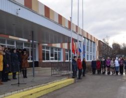   Каждой школе Пензенской области передадут Знамя Победы