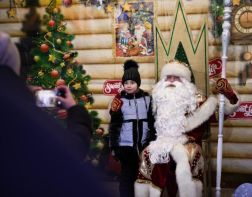 В Пензе домик Деда Мороза будет работать до 14 января