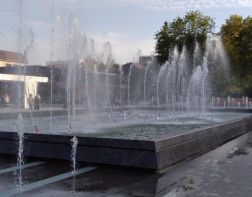 В Пензе состоялся пробный запуск светомузыкального фонтана
