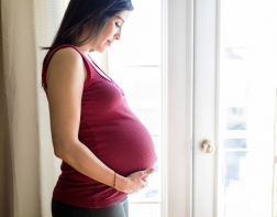 Утверждены правила выплаты пособий беременным и родителям-одиночкам