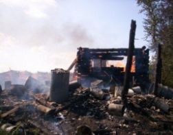 В Пензе за утро сгорело сразу два дома