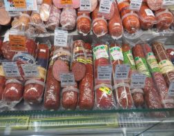 ﻿﻿В Пензе дешевые колбаса, хлеб и морковь