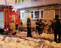 Два человека погибли при взрыве газа в доме на Западной поляне в Пензе. ФОТО
