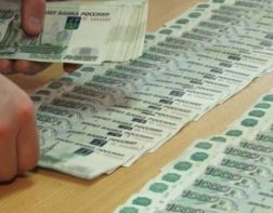 В Пензе бухгалтер начислила себе более миллиона рублей бонусом к зарплате 