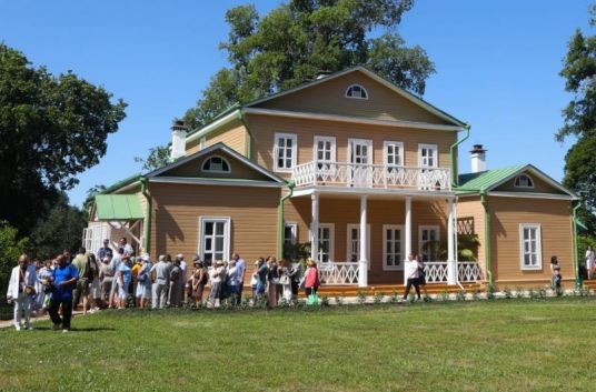 Изменилось время начала праздника в «Тарханах»