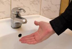 Арбеково и Заводской район на две недели останутся без горячей воды